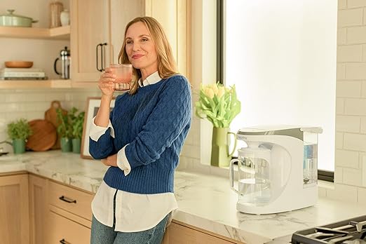 AquaTru Carafe Smart | Countertop Water Purifier for PFAS and Other Contaminants with Exclusive 4-Stage Ultra Reverse Osmosis Technology (No Plumbing or Installation Required) | BPA Free-Ruum Studio Home