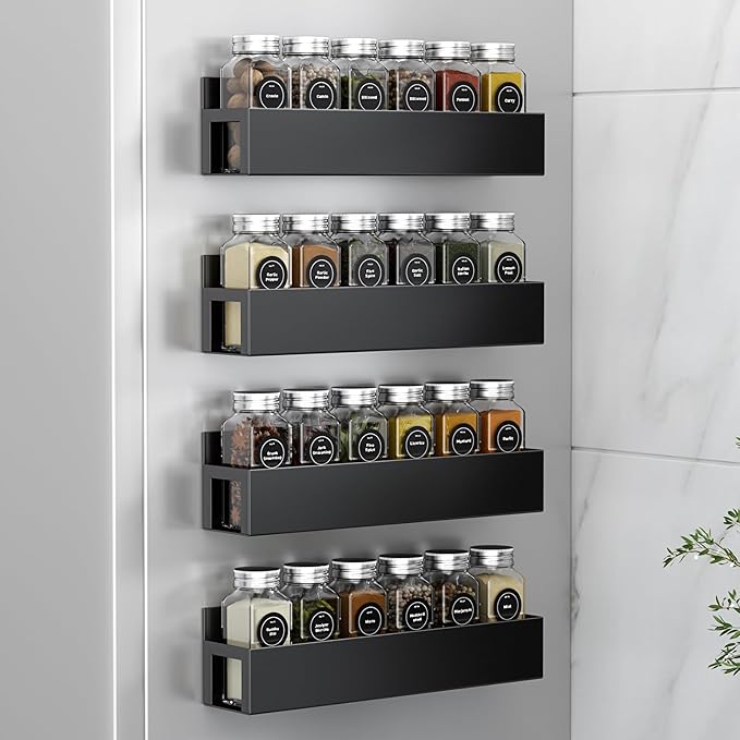 4 Pack Magnetic Spice Rack with 24 Spice Jars, Spice Labels, Chalk Marker and Funnel Set, Magnetic Spice Organizer Shelf for Refrigerator, Microwave, Seasoning Organizer for Kitchen-Ruum Studio Home