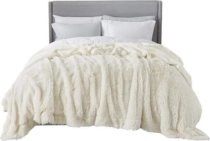 Bedsure GentleSoft Fluffy Cream Blankets Queen Size for Bed, Thick Sherpa Faux Fur Fleece Fuzzy Plush Winter Warm Heavy Soft Full Queen Blankets, Bedroom Decor Cream Gifts Cozy Gifts for Women, 90x90-Ruum Studio Home