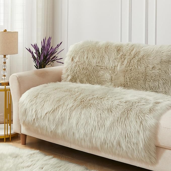 AMTOVO Faux Fur Sheepskin Rug for Living Room, 4 x 6 ft Light Grey Fluffy Area Rug for Bedroom, Playroom, Luxury Room Decor, Rectangle-Ruum Studio Home