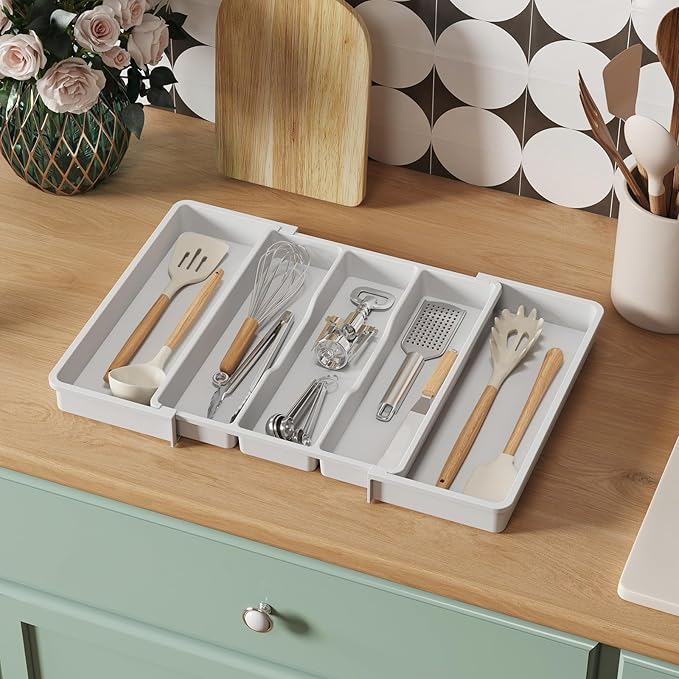 Lifewit Utensil Organizer for Kitchen Drawers, Expandable from 13‘’ to 22.4'', 15'' Depth, Plastic Cutlery Silverware Flatware Holder, Spatula Tools and Gadgets Storage, Large, White-Ruum Studio Home