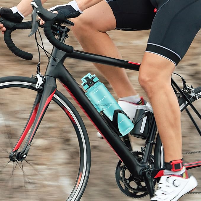 OLDLEY 32 oz Water Bottle, Motivational Water Bottle with Time Marker, Sports Water Bottle With Strap, Leakproof & BPA Free Large Water Bottles for School, Gym, Travel, Outdoor, Tritan,Green-Ruum Studio Home