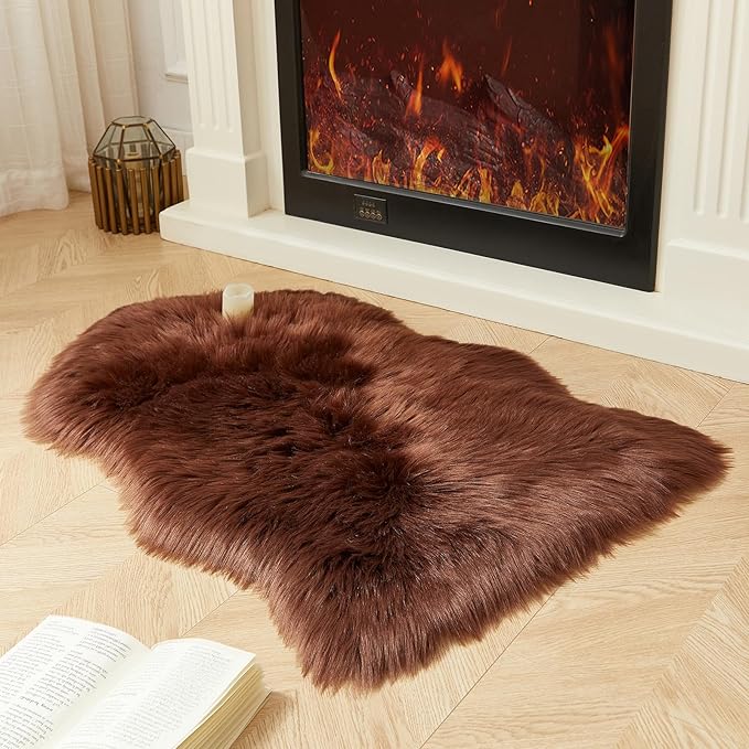 AMTOVO Faux Fur Rug, Coffee Small Area Rug, Fluffy Sheepskin Rug, Fuzzy Ultra Soft 2 x 3 ft Shag Rugs for Bedroom Sofa Throw Cushion Room Decor, Sheepskin-Ruum Studio Home
