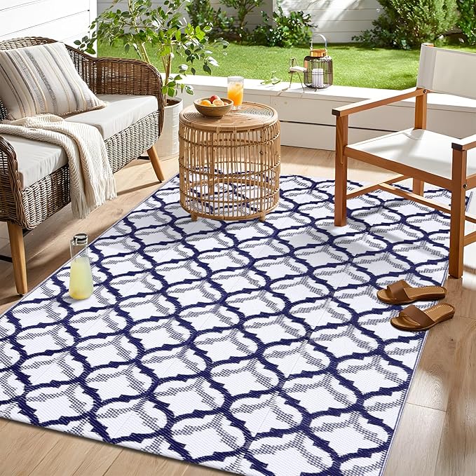 OLANLY Reversible Outdoor Rug 5x8 ft Clearance, Waterproof Outdoor Plastic Straw Rug with Interlacing Pattern, RV Mat for Patio, Camping, Balcony, Deck, Backyard, Navy & White-Ruum Studio Home