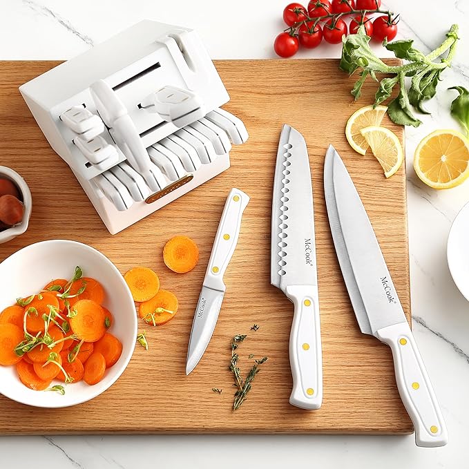 McCook® Knife Sets, White High Carbon Stainless Steel Kitchen Knife Sets with with Built-in Sharpener-Ruum Studio Home