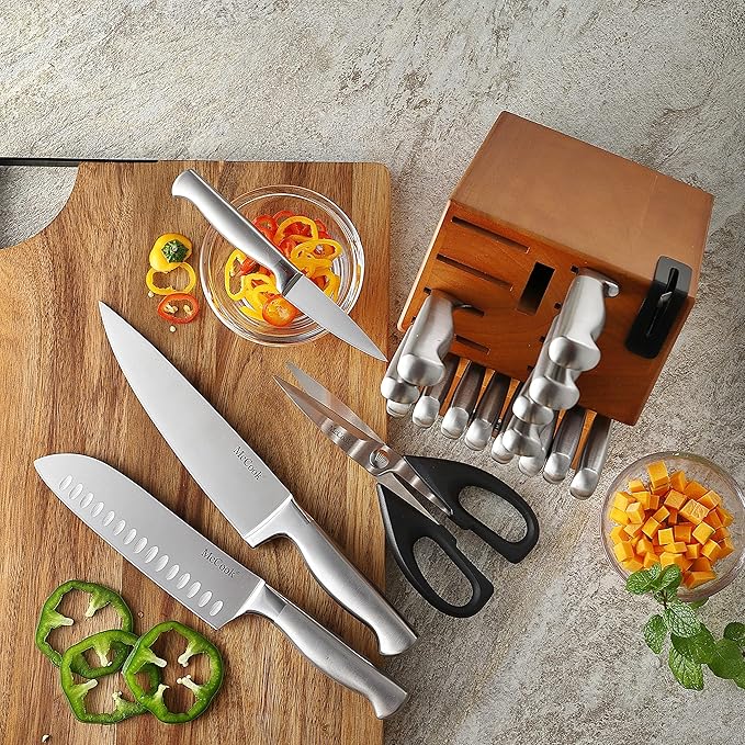 McCook® Kitchen Knife Sets,German Stainless Steel Knives Block Set with Built-in Sharpener-Ruum Studio Home