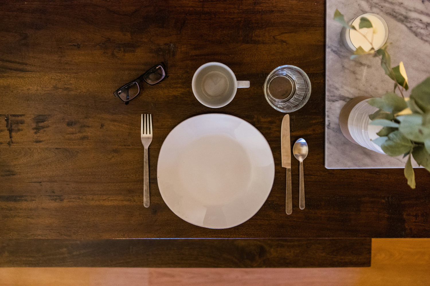 Tableware (Plates, Bowls, Utensils)