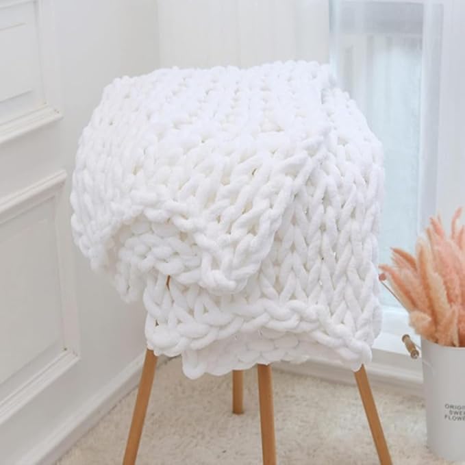Chunky Knit Blanket Throw 40"*60", Hand Knitted Warm Chenille Throw Blanket, Home Decor Soft Thick Yarn Cable Knit Blanket, Soft Breathable Fleece Banket Christmas for Couch Bed Sofa Best Gift (White)-Ruum Studio Home