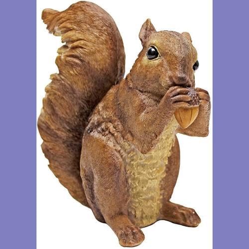 Design Toscano Woodland Squirrel Statue: Chomper-Ruum Studio Home