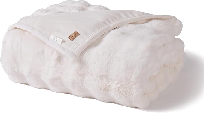 EVERGRACE Ultra Soft Luxury Fluffy Ridgeline Faux Rabbit Fur Throw Blanket, Thick Warm Bubble Throw for Bed, Cozy Plush Reversible Blankets for Couch, Chair, Sofa, Ivory White, 50x60 Inches, 870 GSM-Ruum Studio Home