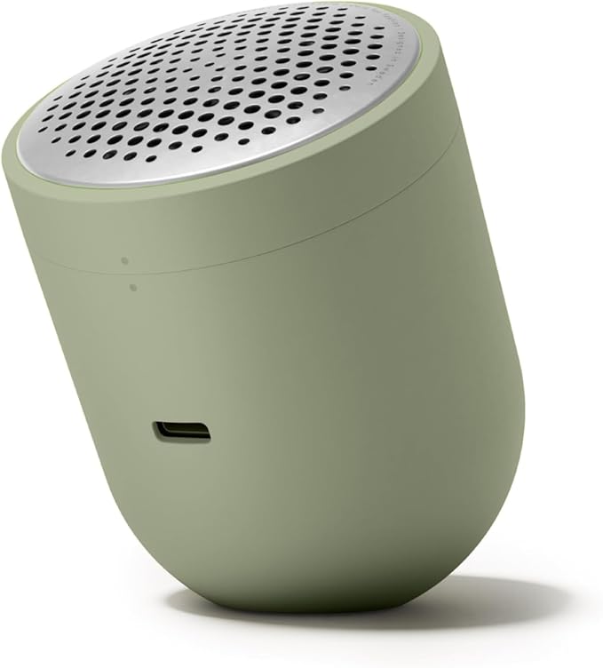 Steamery Fabric Shaver Pilo 2, Removes Lint and Pilling from Clothes and Textiles, Rechargeable Lint Remover with USB, Green-Ruum Studio Home