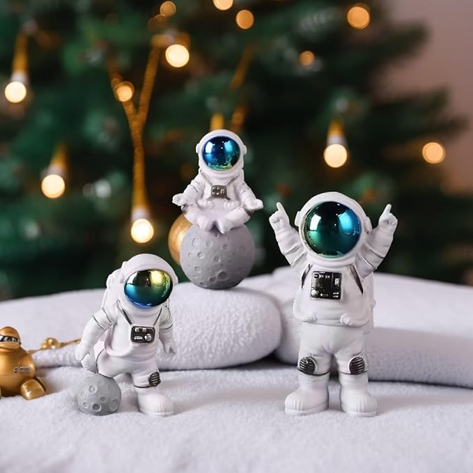 Gradient Astronaut Statues Set of 3, Space Theme Nursery Shelf Classroom Desk Decor Cake Toppers-Ruum Studio Home