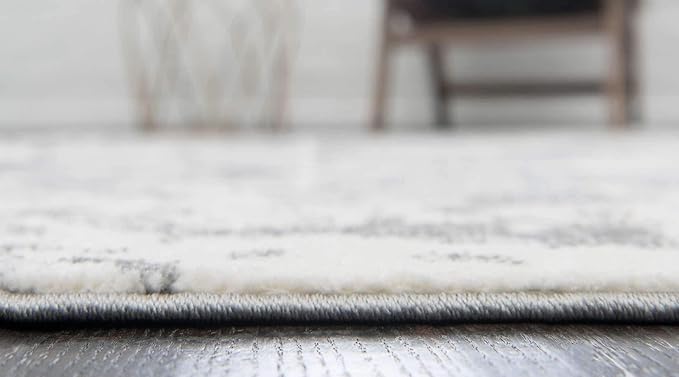 Unique Loom Rosso Collection Vintage, Geometric, Bohemian, Traditional, Distressed, Southwestern Area Rug, Round 3' 3" x 3' 3", Light Gray/Ivory-Ruum Studio Home