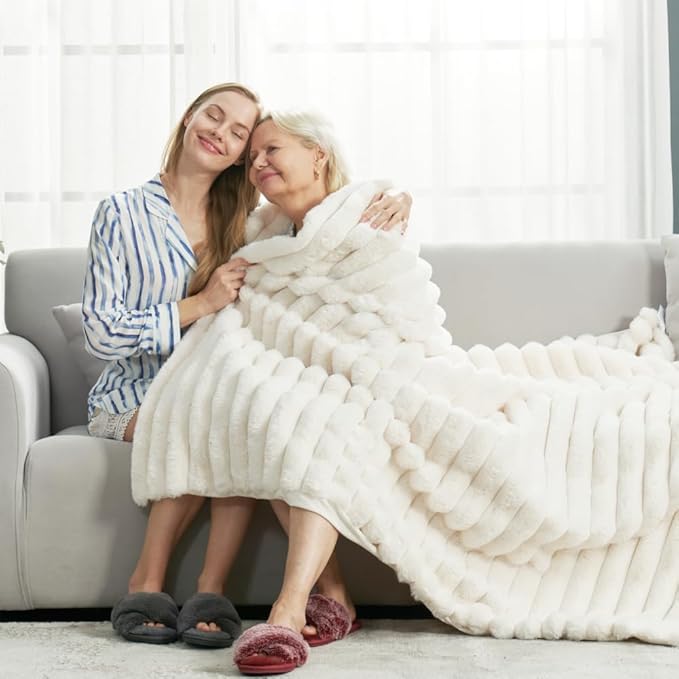 Cozy Bliss Faux Fur Throw Blanket for Couch, Cozy Warm Plush Striped Blanket for Sofa Bedroom Living Room, 50 * 60 Inches Cream White-Ruum Studio Home
