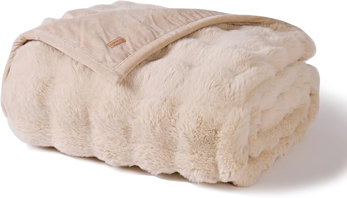 EVERGRACE Ultra Soft Luxury Fluffy Ridgeline Faux Rabbit Fur Throw Blanket, Thick Warm Bubble Throw for Bed, Cozy Plush Reversible Blankets for Couch, Chair, Sofa, Cream, 80x90 Inches, 870 GSM-Ruum Studio Home
