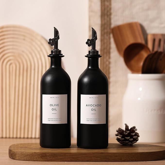 HOMCDALY Olive Oil Dispenser for Kitchen, 16oz Glass Oil Bottles with Bamboo Tray, Black Oil&Vinegar Cruet Set, Kitchen Dispenser Bottles with Pourer | Set of 2 (16oz – Black)-Ruum Studio Home