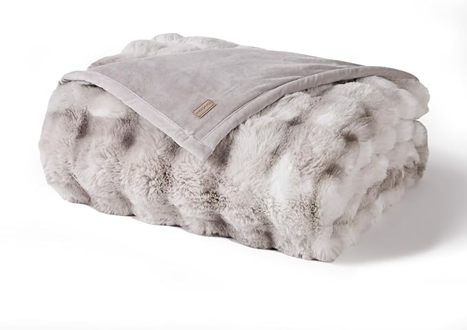 EVERGRACE Ultra Soft Luxury Fluffy Ridgeline Faux Rabbit Fur Throw Blanket, Thick Warm Bubble Throw for Bed, Cozy Plush Reversible Blankets for Couch, Chair, Sofa, Light Grey, 60x80 Inches, 870 GSM-Ruum Studio Home