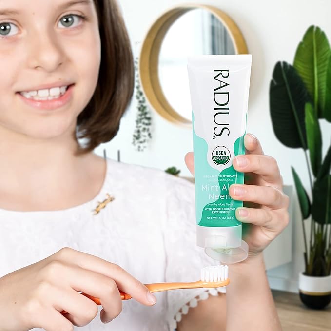RADIUS Toothpaste, Mint Aloe Neem, 3 oz, USDA Organic Non-Toxic Chemical-Free Gluten-Free, Designed to Improve Gum Health & Prevent Cavities, Pack of 1-Ruum Studio Home