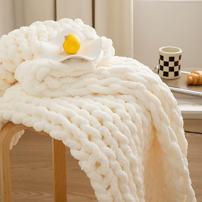 WESHIONGOO Chunky Knit Blanket Throw 40"×40" Knitted Throw Blankets for Couch Bed Fluffy Soft Blanket with Jumbo Chenille Yarn Thick 100% Handmade (Cream White)-Ruum Studio Home