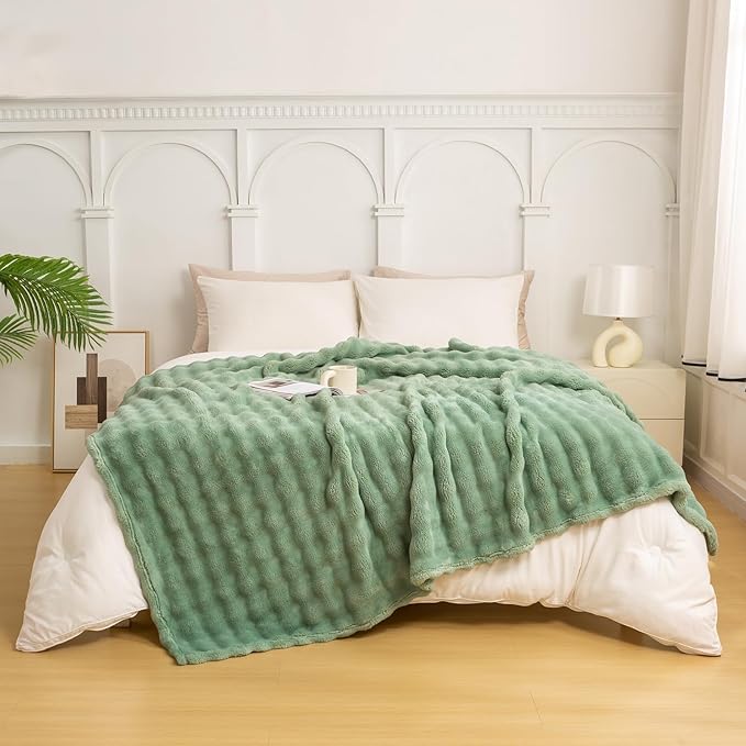 YUSOKI Luxury 3D Bubble Throw Blanket 3.1lb,All Ages,Home Decoration, (Sage Green,60 * 80inches)-Ruum Studio Home