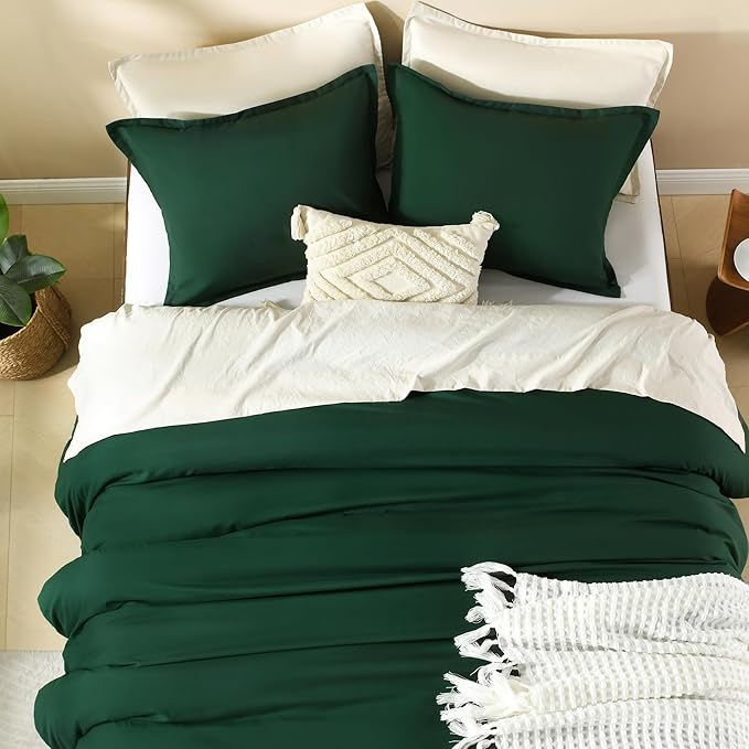 Litanika Comforters Emerald Green Oversized King Size, 3 Pieces Lightweight Solid Bedding Comforter Set, All Season Fluffy Bed Set (120x98In Comforter & 2 Pillowcases)-Ruum Studio Home