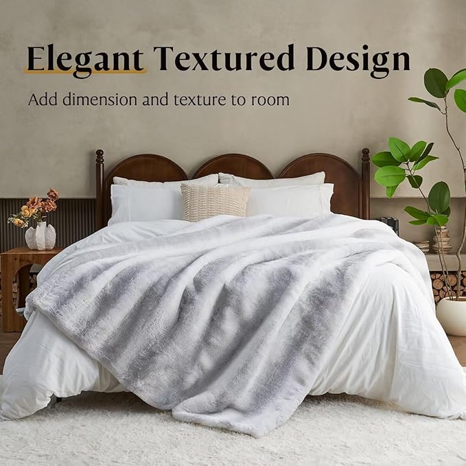 Luxury Faux Fur Blanket - Soft Warm Plush Blankets for Couch Sofa Bed, Fluffy Thick Throws for Bedroom, Office, Living Room, Decorative Reversible, Not Easy to shed - 70"x90", Grey/White-Ruum Studio Home