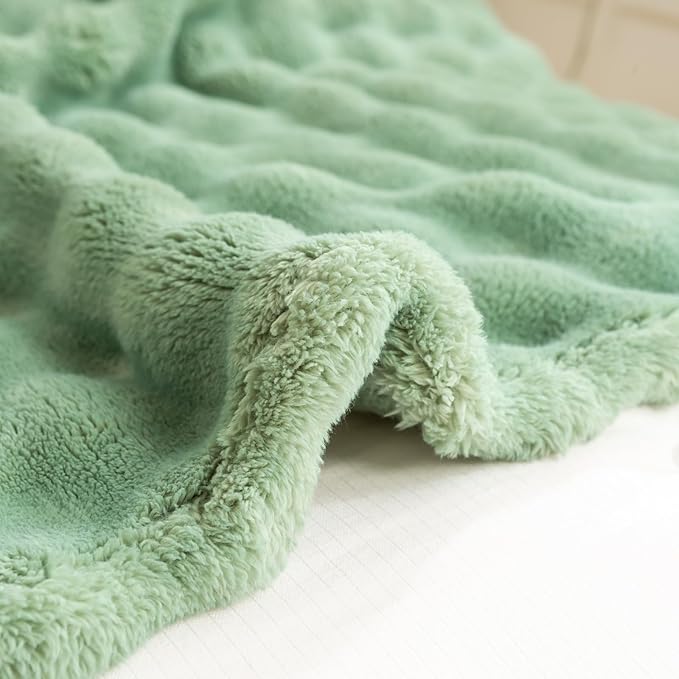 YUSOKI Luxury 3D Bubble Throw Blanket 3.1lb,All Ages,Home Decoration, (Sage Green,60 * 80inches)-Ruum Studio Home