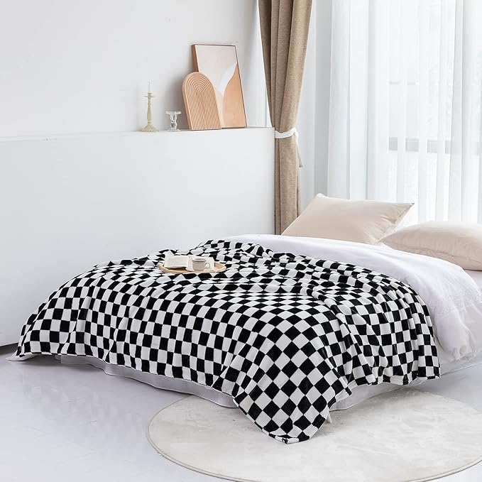 LOMAO Throw Blankets Flannel Blanket with Checkerboard Grid Pattern Soft Throw Blanket for Couch, Bed, Sofa Luxurious Warm and Cozy for All Seasons (Black, 50"x60")-Ruum Studio Home