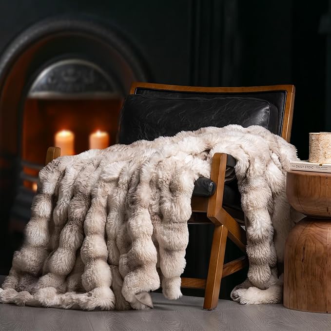 EVERGRACE Ultra Soft Luxury Fluffy Ridgeline Faux Rabbit Fur Throw Blanket, Thick Warm Bubble Throw for Bed, Cozy Plush Reversible Blankets for Couch, Chair, Sofa, Light Grey, 80x90 Inches, 870 GSM-Ruum Studio Home