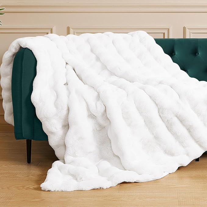 White Faux Rabbit Fur Throw Blanket for Bed Living Room 50x60 Thick Soft Throw Blanket Fluffy Bed Furry Best Housewarming Home Gifts 860 GSM-Ruum Studio Home