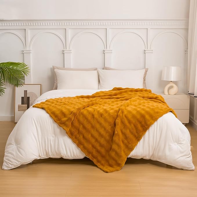 YUSOKI Luxury 3D Bubble Throw Blanket 2lb,All Ages,Home Decoration, (Gold,50 * 60inches)-Ruum Studio Home