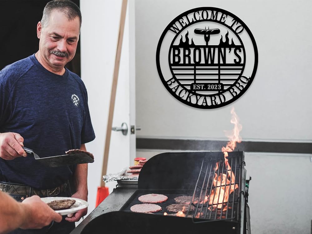 Personalized BBQ Grill Name Sign Custom Grill Sign Outdoor Kitchen Decor Grill Gifts for Dad Backyard BBQ Metal Sign BBQ Grill Sign Barbecue Outdoor Man Cave Decor-Ruum Studio Home