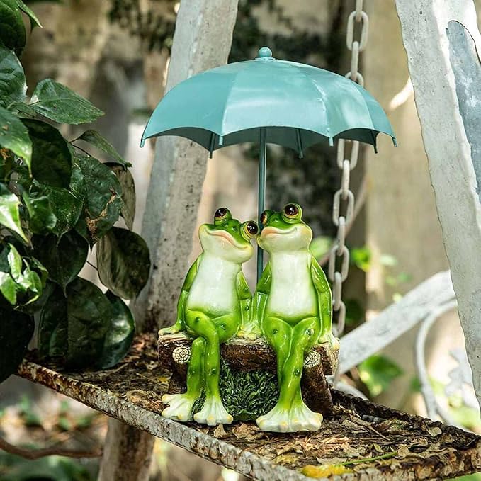 Frog Statue Garden - Resin Happy Couple Frogs on Bench Figurines - Summer Decorations for Patio, Yard, Lawn, Porch - Cute Garden Frog Decor - Ornament Gift-Ruum Studio Home