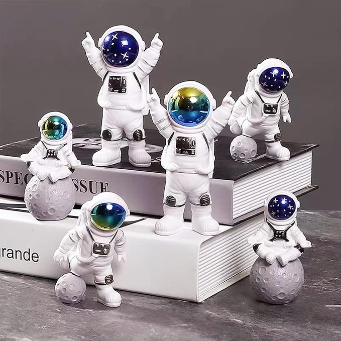 Gradient Astronaut Statues Set of 3, Space Theme Nursery Shelf Classroom Desk Decor Cake Toppers-Ruum Studio Home