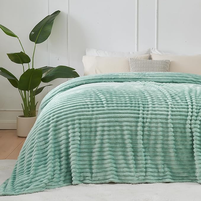 NEWCOSPLAY Super Soft King Blanket New Sage Green Premium Silky Flannel Fleece 3D Ribbed Jacquard Lightweight Bed Blanket All Season Use (New Sage Green Ribbed, King(90"x110"))-Ruum Studio Home