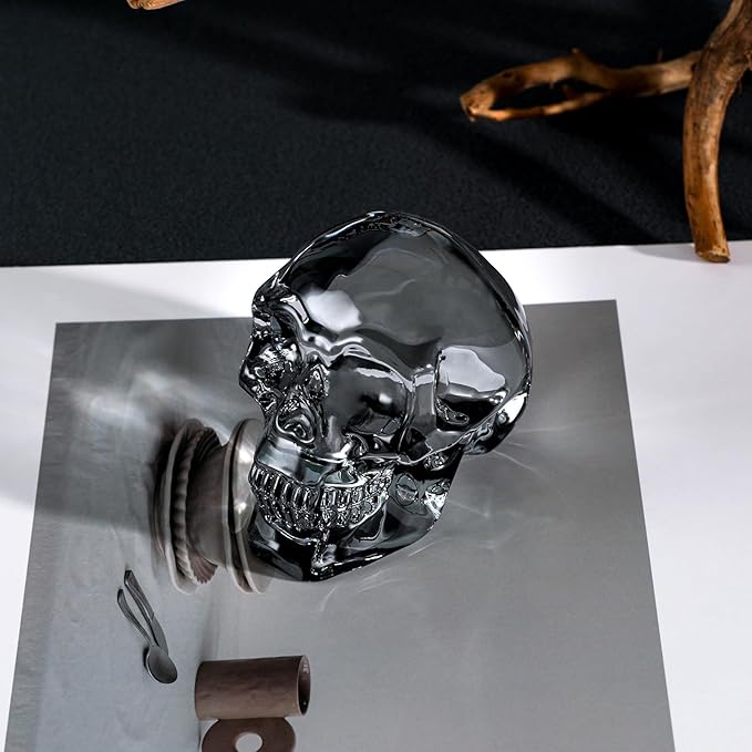 Model Statue for Home Décor Crystal Skull Decorative Figurine Gifts for Women Husbands Halloween Head Figurine Decoration Gift (Silver Skull)-Ruum Studio Home