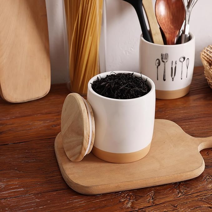 LEETOYI Ceramic Food Storage Jar with Seal Lid,Kitchen Canisters for Countertop, Serving for Ground Coffee, Tea, Sugar, Salt and More, 33 Oz-Ruum Studio Home