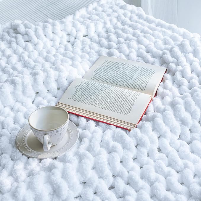 Chunky Knit Blanket - Luxury Soft Cozy 40 * 50 Throw Blanket,100% Woven Blanket Rope Knot Throw Blanket for Couch, Sofa, Home Decor, Gift - Machine Washable(White)-Ruum Studio Home