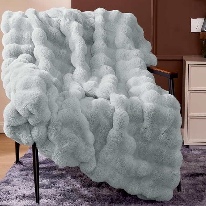 Touchat Luxury 1000GSM Faux Rabbit Fur Throw Blanket, Super Heavy Warm Cozy Grey Blankets for Couch Bed Sofa, Ruched Plush Fuzzy Elegant Soft Reversible Mink Blanket for Living Room Bedroom-Ruum Studio Home
