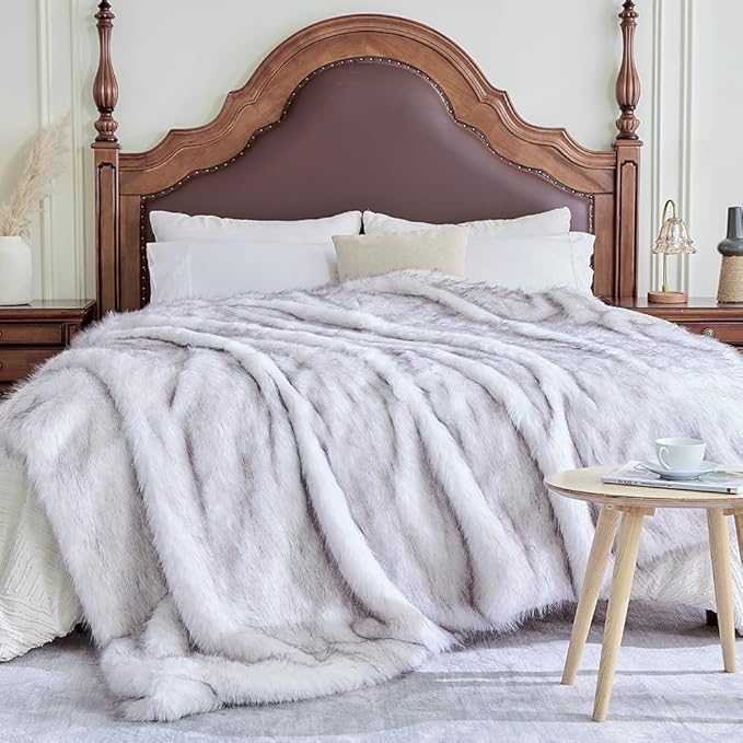 Fluffy Faux Fur Throw Blanket – Super Soft Warm Thick Plush Blanket for Bed, Couch & Office, Cozy Fuzzy Throw with Flannel Backing,50"x60", White-Ruum Studio Home