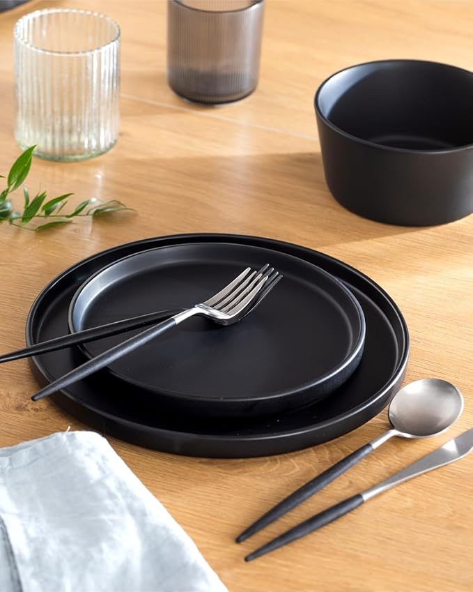 Matte Black Dinnerware Set - 32-Piece Stoneware Set for 8 People - Dishwasher & Microwave Safe - Black Matte-Ruum Studio Home