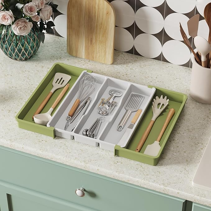 Lifewit Utensil Organizer for Kitchen Drawers, Expandable Cooking Utensil Tray, Adjustable Cutlery Silverware Flatware Holder, Plastic Spatula Tools and Gadgets Storage Divider, Large, Green&White-Ruum Studio Home
