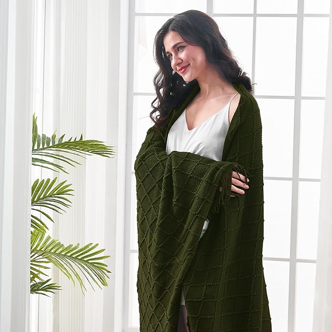 inhand Knitted Throw Blankets for Couch and Bed, Soft Cozy Knit Blanket with Tassel, Dark Green Lightweight Decorative Blankets and Throws, Farmhouse Warm Woven Blanket for Men and Women, 60"x80"-Ruum Studio Home