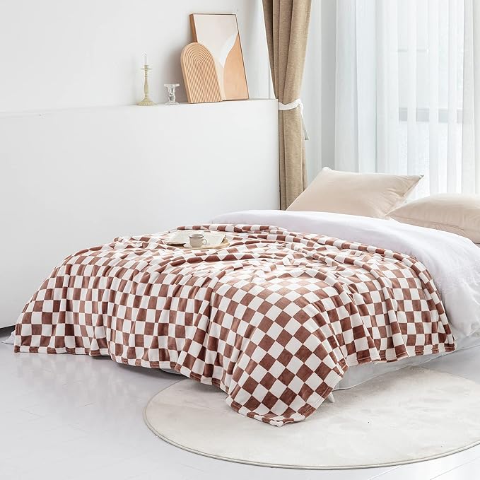 LOMAO Throw Blankets Flannel Blanket with Checkerboard Grid Pattern Soft Throw Blanket for Couch, Bed, Sofa Luxurious Warm and Cozy for All Seasons (Maple Brown, 60"x80")-Ruum Studio Home