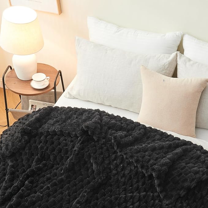 NEWCOSPLAY Super Soft Throw Blanket Black Premium Silky Flannel Fleece 3D Clouds Stylish Jacquard Lightweight Bed Blanket All Season Use 350GSM (Black, Throw(50"x60"))-Ruum Studio Home