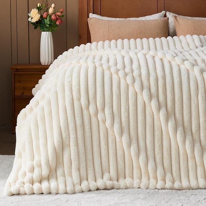 NEWCOSPLAY Faux Fur Throw Blanket Ivory 3D Ribbed Plush Thick Warm Blanket for Couch Sofa Bed 850GSM (Ivory Ribbed, Throw(50"x60"))-Ruum Studio Home