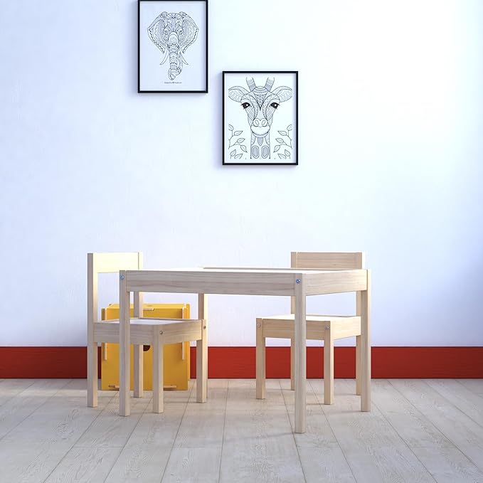 Max & Finn Hunter Furniture, Natural-Ruum Studio Home