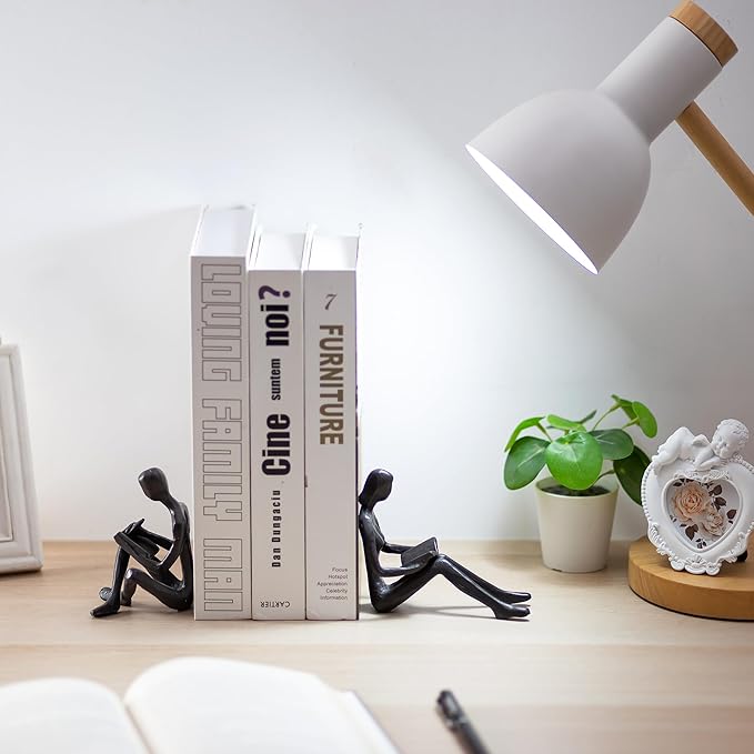 Sziqiqi Book Ends for Shelves Decorative - Cast Iron Bookends for Books Reading Couple Bookshelf Decorative Objects Metal Modern Statue Sculpture Gift for Readers Book Lovers Nerd-Ruum Studio Home