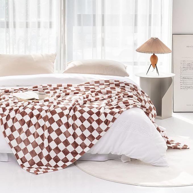 LOMAO Throw Blankets Flannel Blanket with Checkerboard Grid Pattern Soft Throw Blanket for Couch, Bed, Sofa Luxurious Warm and Cozy for All Seasons (Maple Brown, 60"x80")-Ruum Studio Home