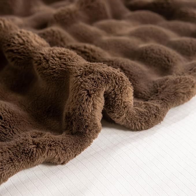 YUSOKI Luxury 3D Bubble Throw Blanket 2lb,All Ages,Home Decoration, (Brown,50 * 60inches)-Ruum Studio Home